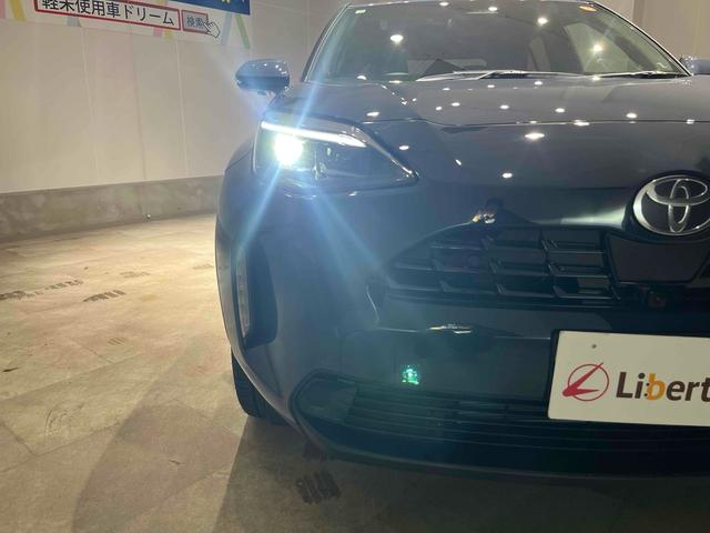 ヤリスクロス ハイブリッドZ ディスプレオーディオ 全方位カメラ Bluetooth接続 ETC 純正アルミホイール 電動シート クルーズコントロール LEDヘッドライト ハンドルヒーター 前席シートヒーター 電子パーキング(19枚目)