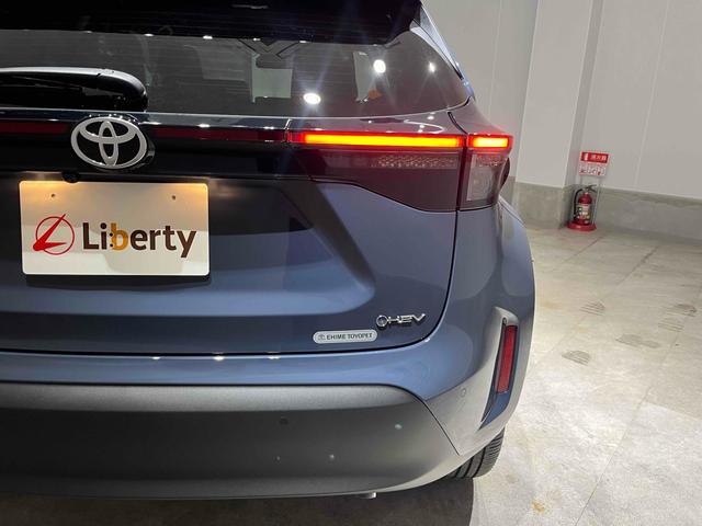 ヤリスクロス ハイブリッドZ ディスプレオーディオ 全方位カメラ Bluetooth接続 ETC 純正アルミホイール 電動シート クルーズコントロール LEDヘッドライト ハンドルヒーター 前席シートヒーター 電子パーキング(20枚目)