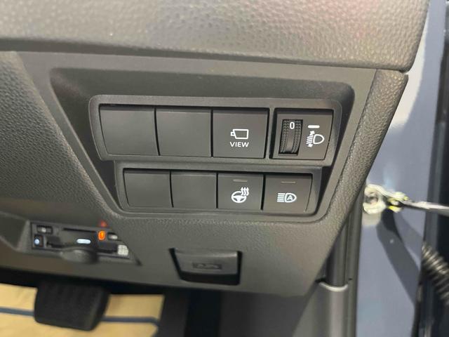 ヤリスクロス ハイブリッドZ ディスプレオーディオ 全方位カメラ Bluetooth接続 ETC 純正アルミホイール 電動シート クルーズコントロール LEDヘッドライト ハンドルヒーター 前席シートヒーター 電子パーキング(42枚目)