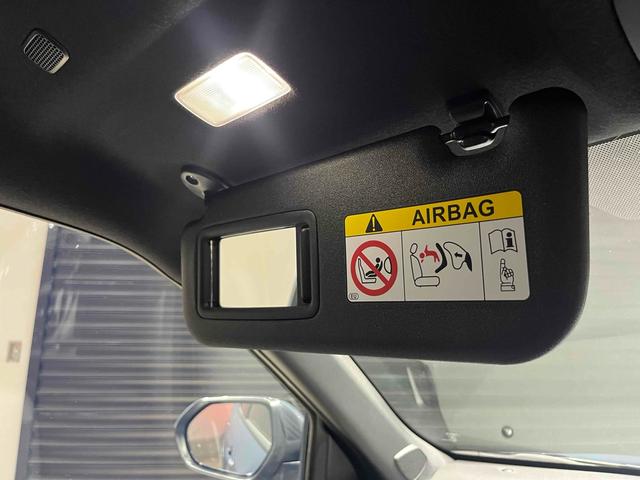 ヤリスクロス ハイブリッドZ ディスプレオーディオ 全方位カメラ Bluetooth接続 ETC 純正アルミホイール 電動シート クルーズコントロール LEDヘッドライト ハンドルヒーター 前席シートヒーター 電子パーキング(51枚目)