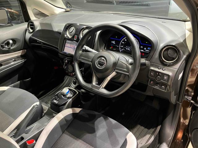 日産 ノート 25枚目