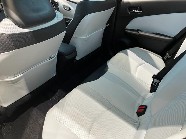 プリウス Aプレミアム ツーリングセレクション クリアランスソナー レーンアシスト オートクルーズコントロール パークアシスト 衝突被害軽減システム バックカメラ アルミホイール オートマチックハイビーム オートライト(24枚目)