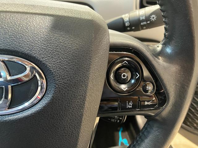 プリウス Aプレミアム ツーリングセレクション クリアランスソナー レーンアシスト オートクルーズコントロール パークアシスト 衝突被害軽減システム バックカメラ アルミホイール オートマチックハイビーム オートライト(37枚目)