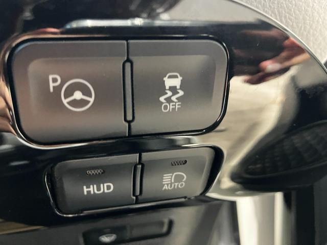 プリウス Aプレミアム ツーリングセレクション クリアランスソナー レーンアシスト オートクルーズコントロール パークアシスト 衝突被害軽減システム バックカメラ アルミホイール オートマチックハイビーム オートライト(40枚目)