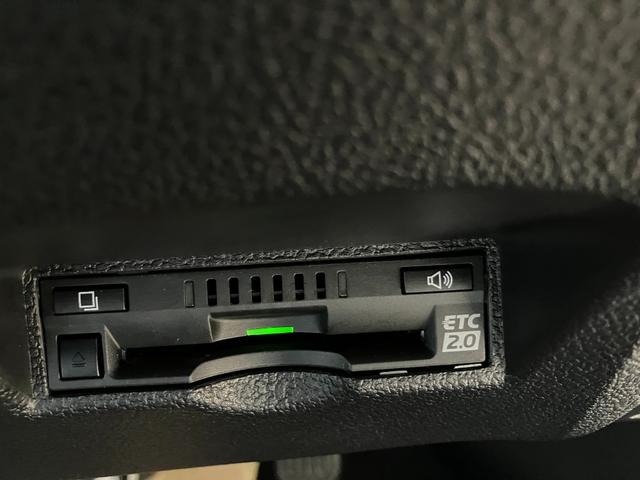 プリウス Aプレミアム ツーリングセレクション クリアランスソナー レーンアシスト オートクルーズコントロール パークアシスト 衝突被害軽減システム バックカメラ アルミホイール オートマチックハイビーム オートライト(42枚目)