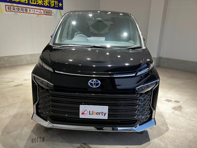 ヴォクシー ハイブリッドＳ－Ｚ　ナビ　バックカメラ　クリアランスソナー　オートクルーズコントロール　レーンアシスト　衝突被害軽減システム　両側電動スライドドア　オートマチックハイビーム　オートライト　ＬＥＤヘッドランプ　スマートキー（10枚目）