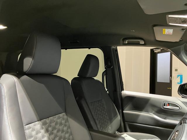 ヴォクシー ハイブリッドＳ－Ｚ　ナビ　バックカメラ　クリアランスソナー　オートクルーズコントロール　レーンアシスト　衝突被害軽減システム　両側電動スライドドア　オートマチックハイビーム　オートライト　ＬＥＤヘッドランプ　スマートキー（27枚目）