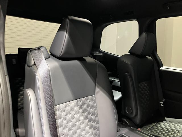 ヴォクシー ハイブリッドＳ－Ｚ　ナビ　バックカメラ　クリアランスソナー　オートクルーズコントロール　レーンアシスト　衝突被害軽減システム　両側電動スライドドア　オートマチックハイビーム　オートライト　ＬＥＤヘッドランプ　スマートキー（36枚目）