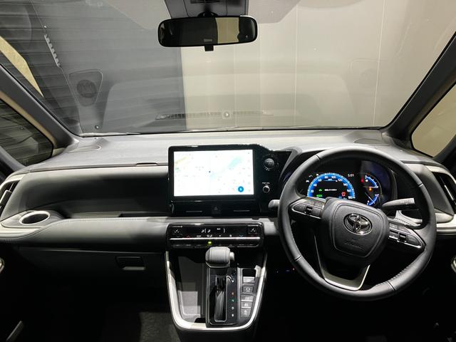 ヴォクシー ハイブリッドＳ－Ｚ　ナビ　バックカメラ　クリアランスソナー　オートクルーズコントロール　レーンアシスト　衝突被害軽減システム　両側電動スライドドア　オートマチックハイビーム　オートライト　ＬＥＤヘッドランプ　スマートキー（38枚目）