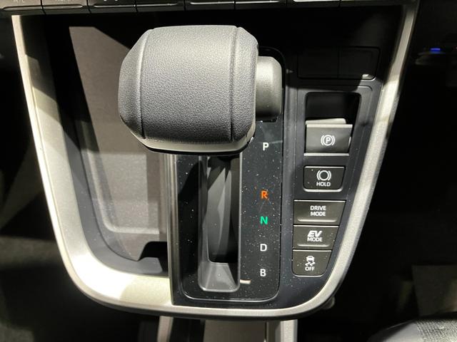 ヴォクシー ハイブリッドＳ－Ｚ　ナビ　バックカメラ　クリアランスソナー　オートクルーズコントロール　レーンアシスト　衝突被害軽減システム　両側電動スライドドア　オートマチックハイビーム　オートライト　ＬＥＤヘッドランプ　スマートキー（52枚目）