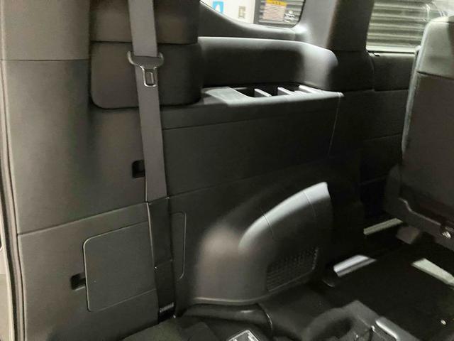 ステップワゴン スパーダ　ＨｏｎｄａＳＥＮＳＩＮＧ　両側電動スライドドア　電動リアゲート　アダプティブクルーズ　純正アルミホイール　オートライト　スマートキー　電動格納ミラー　シートヒーター　３列シート（33枚目）