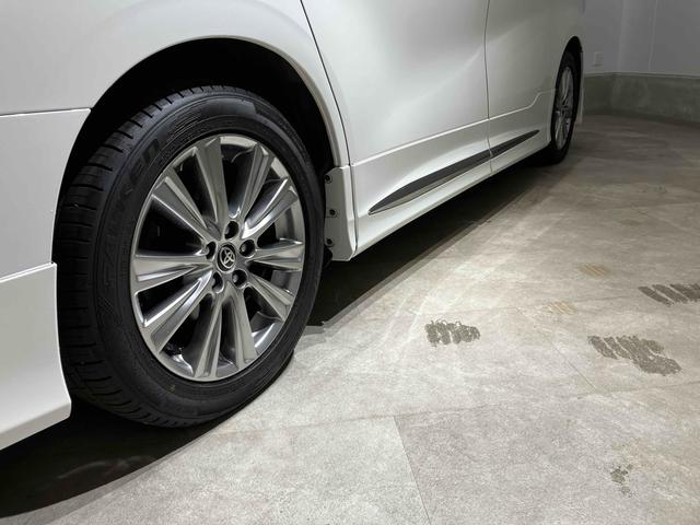 アルファード ２．５Ｓ　タイプゴールド　純正ナビ　バックカメラ　ＥＴＣ　両側電動スライドドア　純正アルミホイール　ＬＥＤヘッドライト　フォグライト　電動テ－ルゲ－ト　電格ミラー　オートハイビーム　ＡＢＳ（27枚目）