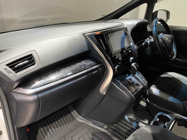 アルファード ２．５Ｓ　タイプゴールド　純正ナビ　バックカメラ　ＥＴＣ　両側電動スライドドア　純正アルミホイール　ＬＥＤヘッドライト　フォグライト　電動テ－ルゲ－ト　電格ミラー　オートハイビーム　ＡＢＳ（32枚目）