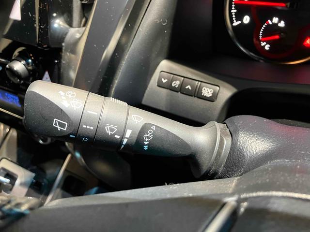 アルファード ２．５Ｓ　タイプゴールド　純正ナビ　バックカメラ　ＥＴＣ　両側電動スライドドア　純正アルミホイール　ＬＥＤヘッドライト　フォグライト　電動テ－ルゲ－ト　電格ミラー　オートハイビーム　ＡＢＳ（41枚目）