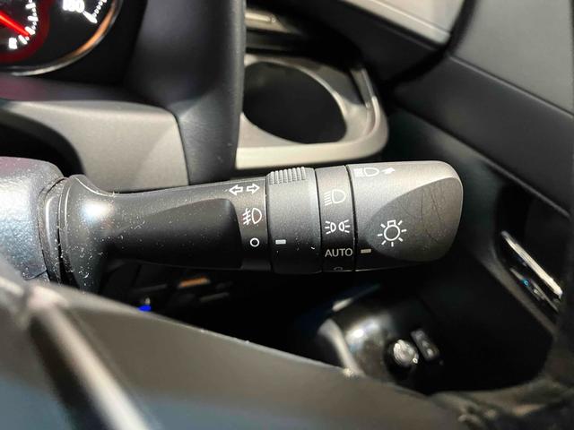 アルファード ２．５Ｓ　タイプゴールド　純正ナビ　バックカメラ　ＥＴＣ　両側電動スライドドア　純正アルミホイール　ＬＥＤヘッドライト　フォグライト　電動テ－ルゲ－ト　電格ミラー　オートハイビーム　ＡＢＳ（42枚目）