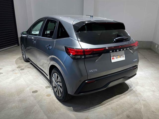 ノート Ｓ　ＥＴＣ　全周囲カメラ　ナビ　デジタルインナーミラー　クリアランスソナー　衝突被害軽減システム　オートマチックハイビーム　オートライト　スマートキー　電動格納ミラー　ＣＶＴ　盗難防止システム（14枚目）