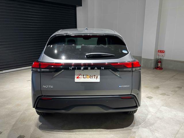 ノート Ｓ　ＥＴＣ　全周囲カメラ　ナビ　デジタルインナーミラー　クリアランスソナー　衝突被害軽減システム　オートマチックハイビーム　オートライト　スマートキー　電動格納ミラー　ＣＶＴ　盗難防止システム（15枚目）