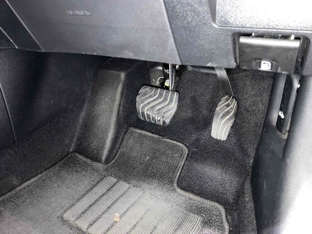 ノート Ｓ　ＥＴＣ　全周囲カメラ　ナビ　デジタルインナーミラー　クリアランスソナー　衝突被害軽減システム　オートマチックハイビーム　オートライト　スマートキー　電動格納ミラー　ＣＶＴ　盗難防止システム（27枚目）