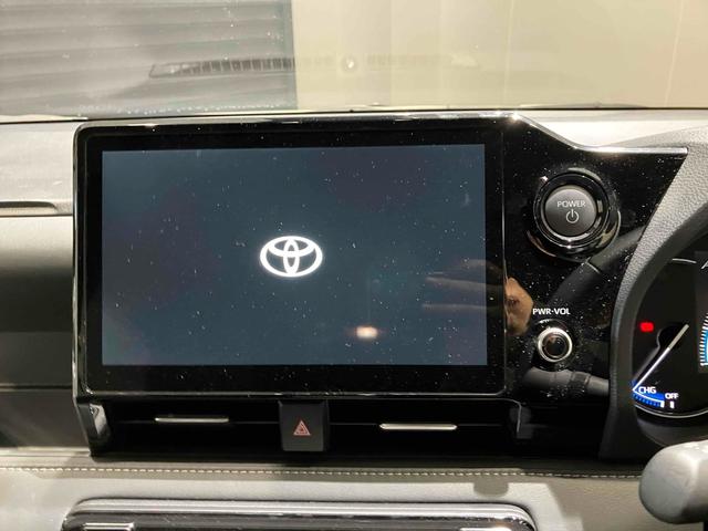 ノア ハイブリッドS-Z バックカメラ ナビ オートクルーズコントロール 衝突被害軽減システム 両側電動スライドドア オートマチックハイビーム オートライト LEDヘッドランプ スマートキー 電動格納ミラー 3列シート CVT(7枚目)