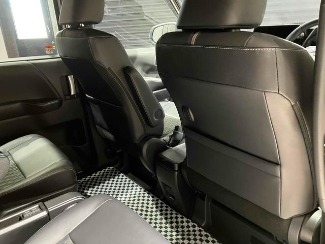 ノア ハイブリッドS-Z バックカメラ ナビ オートクルーズコントロール 衝突被害軽減システム 両側電動スライドドア オートマチックハイビーム オートライト LEDヘッドランプ スマートキー 電動格納ミラー 3列シート CVT(33枚目)