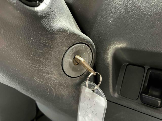 ハイゼットトラック エアコン・パワステ　スペシャル　ＭＴ　エアコン（29枚目）