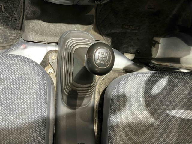 ハイゼットトラック エアコン・パワステ　スペシャル　ＭＴ　エアコン（30枚目）