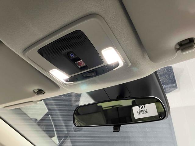 フリード ｅ：ＨＥＶエアー　クリアランスソナー　オートクルーズコントロール　衝突被害軽減システム　両側電動スライドドア　オートライト　ＬＥＤヘッドランプ　スマートキー　電動格納ミラー　３列シート　ウォークスルー（51枚目）