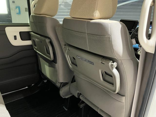 N-BOX L ETC バックカメラ 両側電動スライドドア クリアランスソナー レーンアシスト 衝突被害軽減システム オートライト スマートキー アイドリングストップ 電動格納ミラー(25枚目)