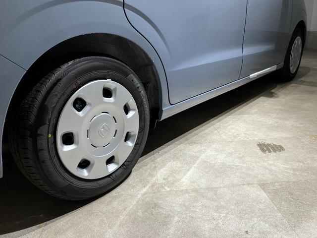 フリード ｅ：ＨＥＶエアー　届出済未使用車　クリアランスソナー　オートクルーズコントロール　レーンアシスト　衝突被害軽減システム　両側電動スライドドア　オートライト　ＬＥＤヘッドランプ　スマートキー　アイドリングストップ（19枚目）