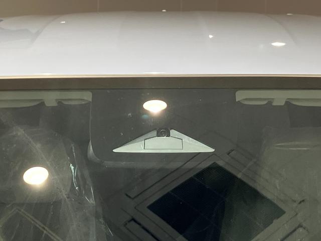 フリード ｅ：ＨＥＶエアー　届出済未使用車　クリアランスソナー　オートクルーズコントロール　レーンアシスト　衝突被害軽減システム　両側電動スライドドア　オートライト　ＬＥＤヘッドランプ　スマートキー　アイドリングストップ（21枚目）