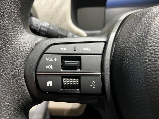 フリード ｅ：ＨＥＶエアー　届出済未使用車　クリアランスソナー　オートクルーズコントロール　レーンアシスト　衝突被害軽減システム　両側電動スライドドア　オートライト　ＬＥＤヘッドランプ　スマートキー　アイドリングストップ（29枚目）