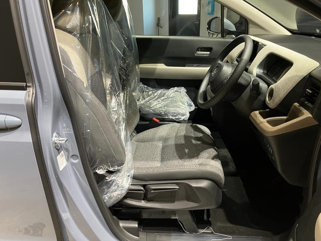 フリード ｅ：ＨＥＶエアー　届出済未使用車　クリアランスソナー　オートクルーズコントロール　レーンアシスト　衝突被害軽減システム　両側電動スライドドア　オートライト　ＬＥＤヘッドランプ　スマートキー　アイドリングストップ（40枚目）