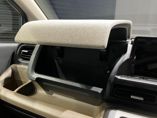 フリード ｅ：ＨＥＶエアー　届出済未使用車　クリアランスソナー　オートクルーズコントロール　レーンアシスト　衝突被害軽減システム　両側電動スライドドア　オートライト　ＬＥＤヘッドランプ　スマートキー　アイドリングストップ（51枚目）