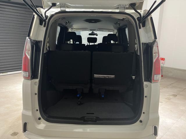 セレナ ハイウェイスター　Ｖセレクション　ＥＴＣ　バックカメラ　ＴＶ　オートクルーズコントロール　衝突被害軽減システム　両側電動スライドドア　オートライト　ＬＥＤヘッドランプ　スマートキー　アイドリングストップ（15枚目）