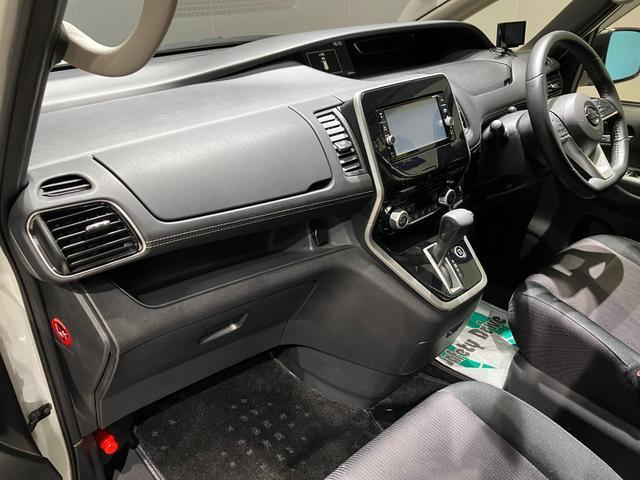 セレナ ハイウェイスター　Ｖセレクション　ＥＴＣ　バックカメラ　ＴＶ　オートクルーズコントロール　衝突被害軽減システム　両側電動スライドドア　オートライト　ＬＥＤヘッドランプ　スマートキー　アイドリングストップ（20枚目）