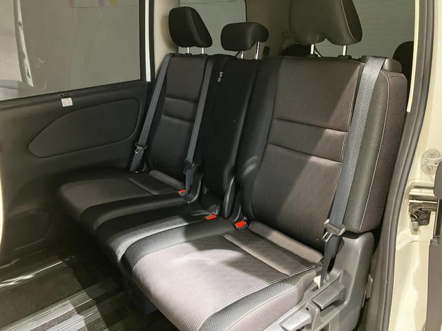 セレナ ハイウェイスター　Ｖセレクション　ＥＴＣ　バックカメラ　ＴＶ　オートクルーズコントロール　衝突被害軽減システム　両側電動スライドドア　オートライト　ＬＥＤヘッドランプ　スマートキー　アイドリングストップ（22枚目）