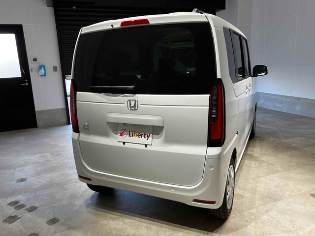 Ｎ－ＢＯＸ ベースグレード　バックカメラ　両側スライド・片側電動　オートクルーズコントロール　オートライト　スマートキー　アイドリングストップ　電動格納ミラー　シートヒーター　ベンチシート　ＣＶＴ　ＡＢＳ　ＥＳＣ（13枚目）