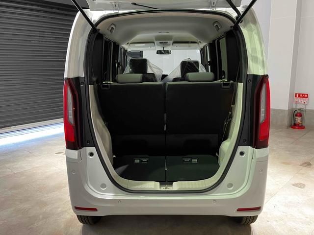 Ｎ－ＢＯＸ ベースグレード　バックカメラ　両側スライド・片側電動　オートクルーズコントロール　オートライト　スマートキー　アイドリングストップ　電動格納ミラー　シートヒーター　ベンチシート　ＣＶＴ　ＡＢＳ　ＥＳＣ（14枚目）