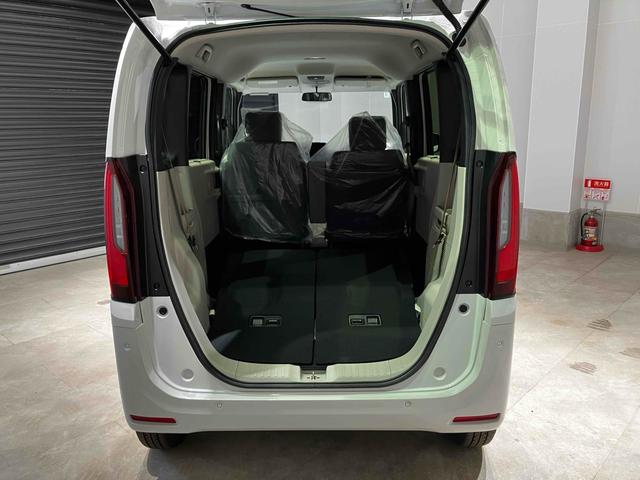 Ｎ－ＢＯＸ ベースグレード　バックカメラ　両側スライド・片側電動　オートクルーズコントロール　オートライト　スマートキー　アイドリングストップ　電動格納ミラー　シートヒーター　ベンチシート　ＣＶＴ　ＡＢＳ　ＥＳＣ（15枚目）