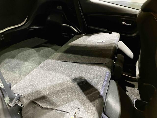 ヴィッツ Ｆ　セーフティーエディション　ナビ　ＥＴＣ　バックカメラ　衝突被害軽減システム　スマートキー　アイドリングストップ　電動格納ミラー　ＣＶＴ　盗難防止システム　衝突安全ボディ　ＡＢＳ　ＥＳＣ　エアコン（34枚目）