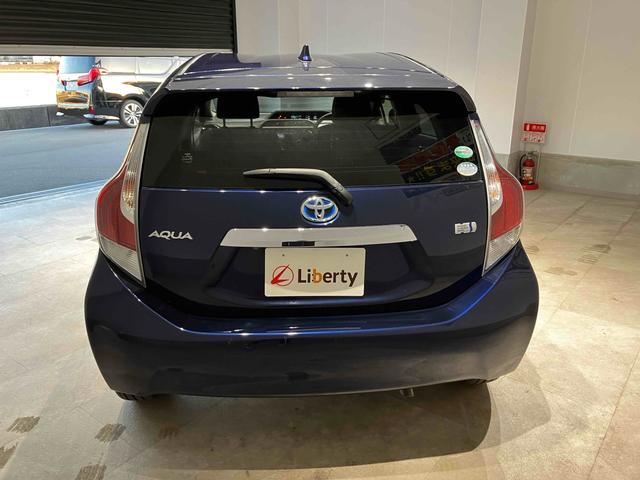 アクア Sスタイルブラック ETC バックカメラ レーンアシスト 衝突被害軽減システム オートマチックハイビーム オートライト スマートキー アイドリングストップ 電動格納ミラー CVT 衝突安全ボディ ABS ESC エアコン(20枚目)