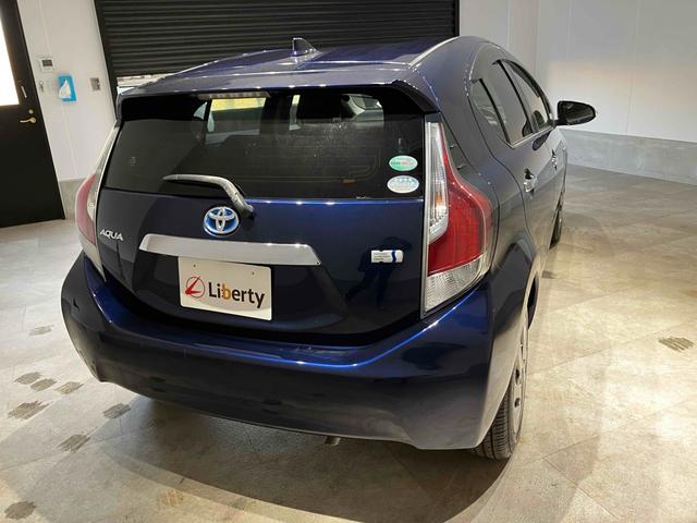 アクア Sスタイルブラック ETC バックカメラ レーンアシスト 衝突被害軽減システム オートマチックハイビーム オートライト スマートキー アイドリングストップ 電動格納ミラー CVT 衝突安全ボディ ABS ESC エアコン(21枚目)