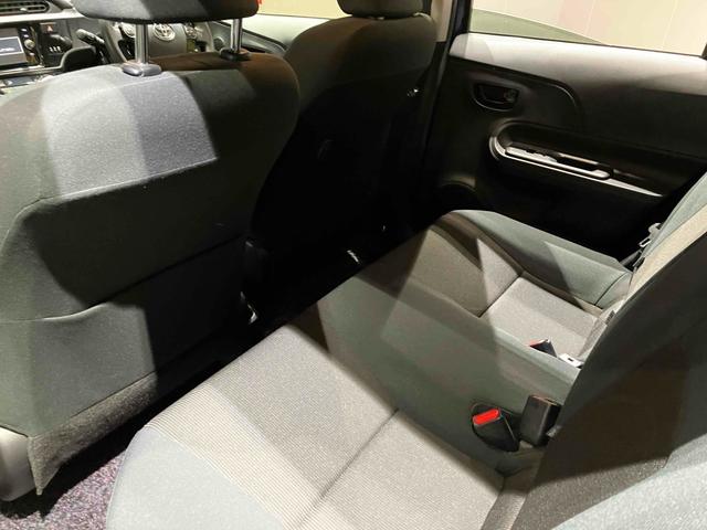 アクア Sスタイルブラック ETC バックカメラ レーンアシスト 衝突被害軽減システム オートマチックハイビーム オートライト スマートキー アイドリングストップ 電動格納ミラー CVT 衝突安全ボディ ABS ESC エアコン(32枚目)