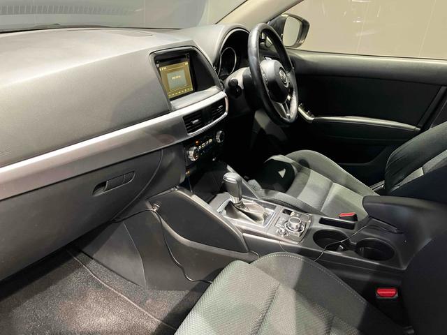 ＣＸ－５ ＸＤ　プロアクティブ　ＥＴＣ　バックカメラ　クリアランスソナー　オートクルーズコントロール　レーンアシスト　衝突被害軽減システム　ＴＶ　オートライト　ＬＥＤヘッドランプ　アルミホイール　スマートキー（40枚目）