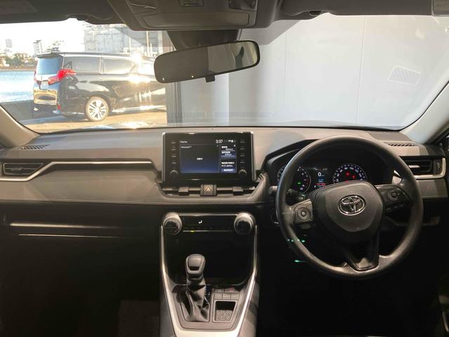 RAV4 X ETC バックカメラ クリアランスソナー オートクルーズコントロール レーンアシスト 衝突被害軽減システム オートマチックハイビーム オートライト LEDヘッドランプ アルミホイール スマートキー(5枚目)