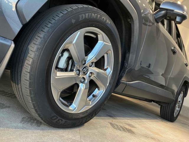 RAV4 X ETC バックカメラ クリアランスソナー オートクルーズコントロール レーンアシスト 衝突被害軽減システム オートマチックハイビーム オートライト LEDヘッドランプ アルミホイール スマートキー(36枚目)