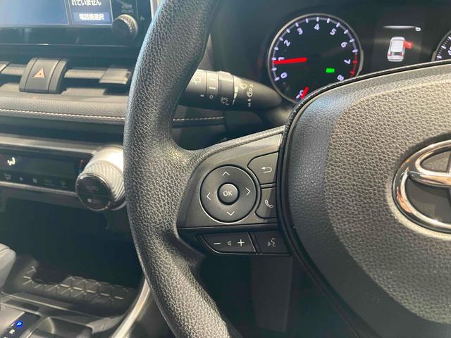 RAV4 X ETC バックカメラ クリアランスソナー オートクルーズコントロール レーンアシスト 衝突被害軽減システム オートマチックハイビーム オートライト LEDヘッドランプ アルミホイール スマートキー(39枚目)