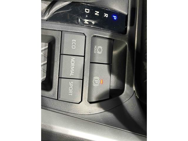 RAV4 X ETC バックカメラ クリアランスソナー オートクルーズコントロール レーンアシスト 衝突被害軽減システム オートマチックハイビーム オートライト LEDヘッドランプ アルミホイール スマートキー(47枚目)