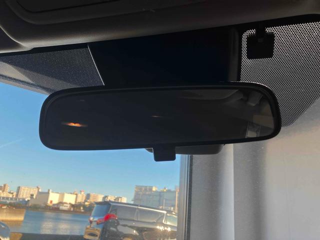 RAV4 X ETC バックカメラ クリアランスソナー オートクルーズコントロール レーンアシスト 衝突被害軽減システム オートマチックハイビーム オートライト LEDヘッドランプ アルミホイール スマートキー(48枚目)