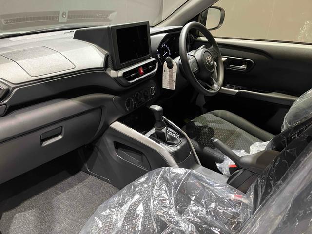 ライズ Ｘ　クリアランスソナー　衝突被害軽減システム　オートライト　ＬＥＤヘッドランプ　スマートキー　アイドリングストップ　電動格納ミラー　ＣＶＴ　盗難防止システム　衝突安全ボディ　ＡＢＳ　ＥＳＣ　エアコン（23枚目）